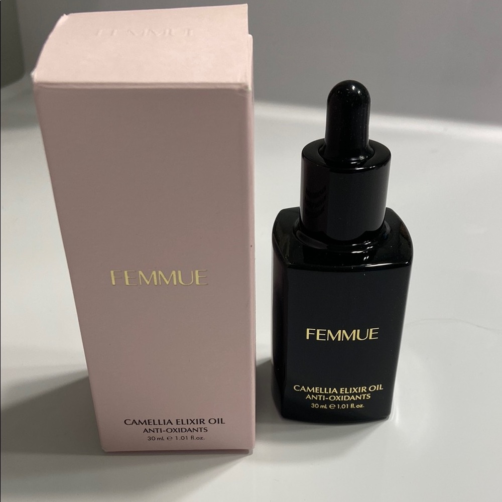 NWT! NIB! Femmue Camellia Elixir Oil Anti-Oxidants! 30 ml / 1.01 fl oz